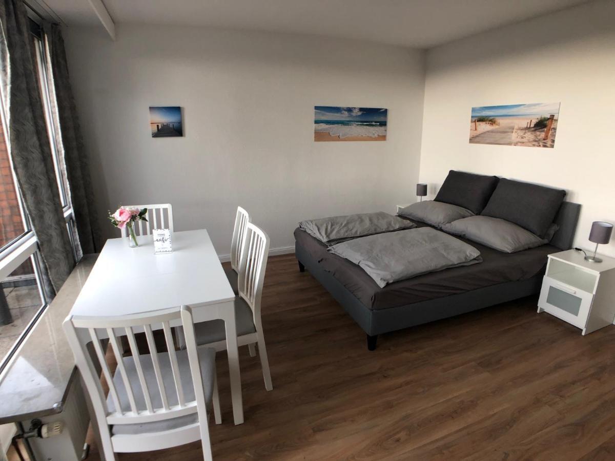 Nur 50M Zum Yachthafen Und 100M Zum Strand Kiel Exteriör bild